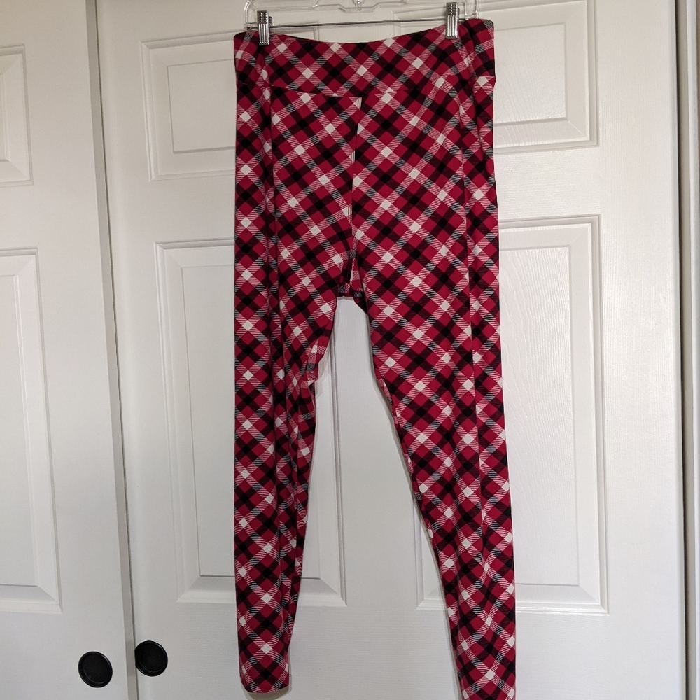 Tall and Curvy 2 Lularoe Red, Black, and White Plaid Leggings